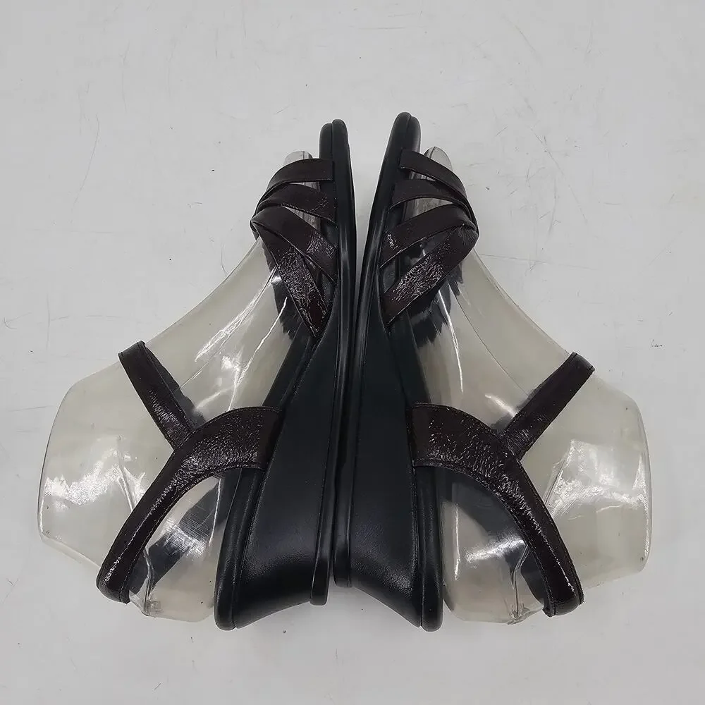 SAS Strippy Patent Leather Wedge Sandals in a wine/burgundy Red women's Size 7 M